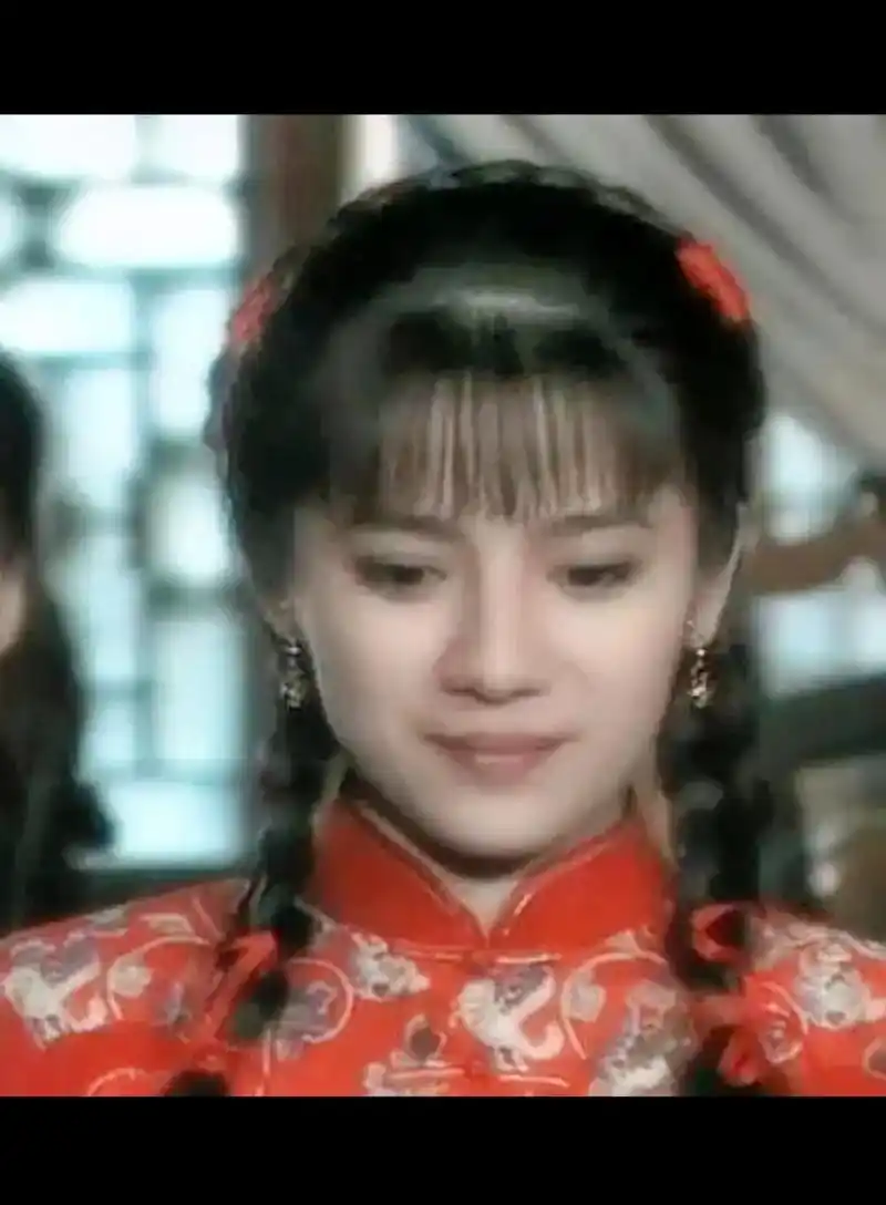 林瑞阳的前任,曾哲贞.这个曾经是琼瑶剧的女一号,因为扮演过《 - 抖音